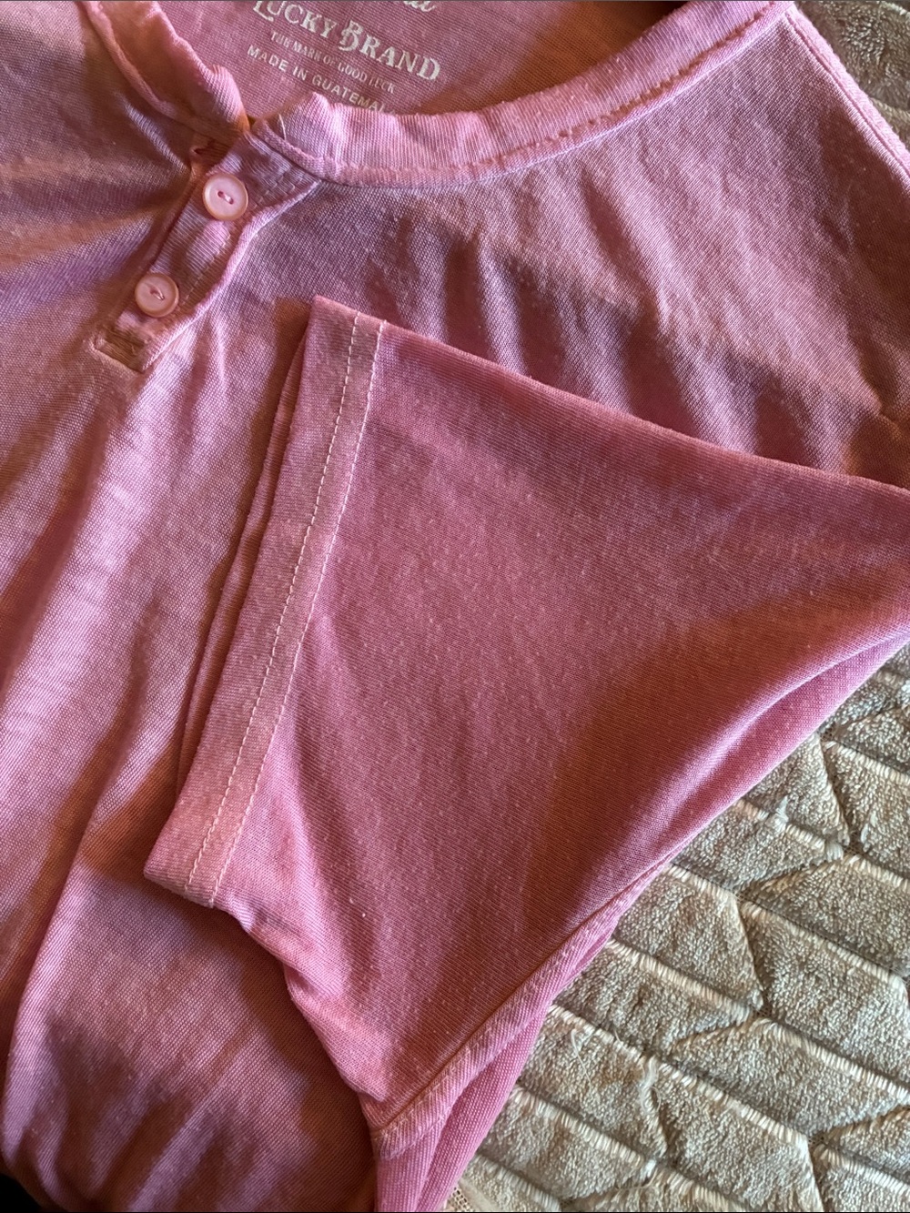 Lucky Brand Light Pink Henley Tee Sz S - Picture 3 of 4